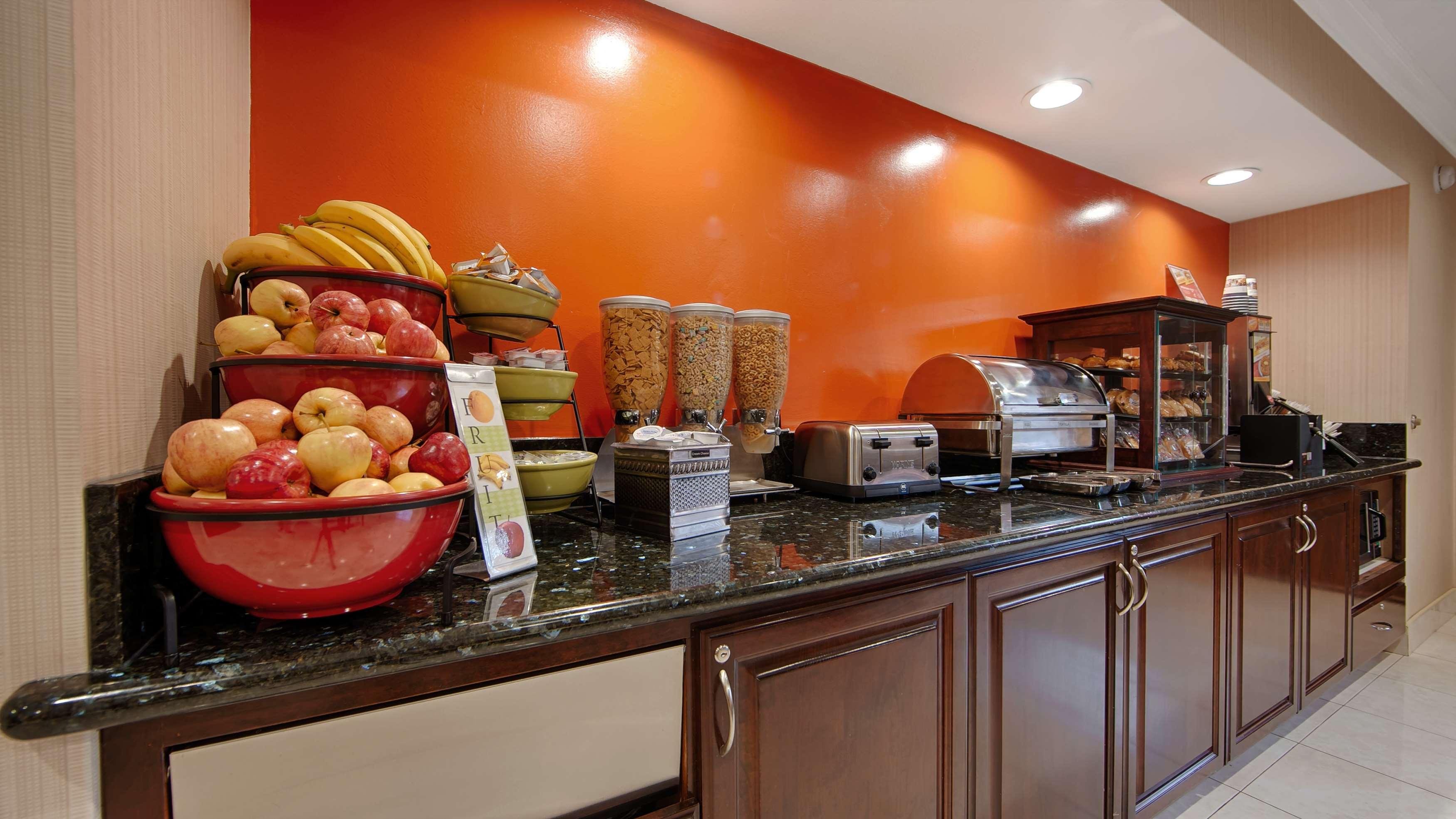 Best Western Pasadena Inn Экстерьер фото